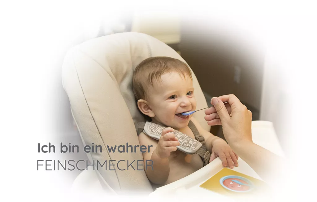 Baby isst Brei